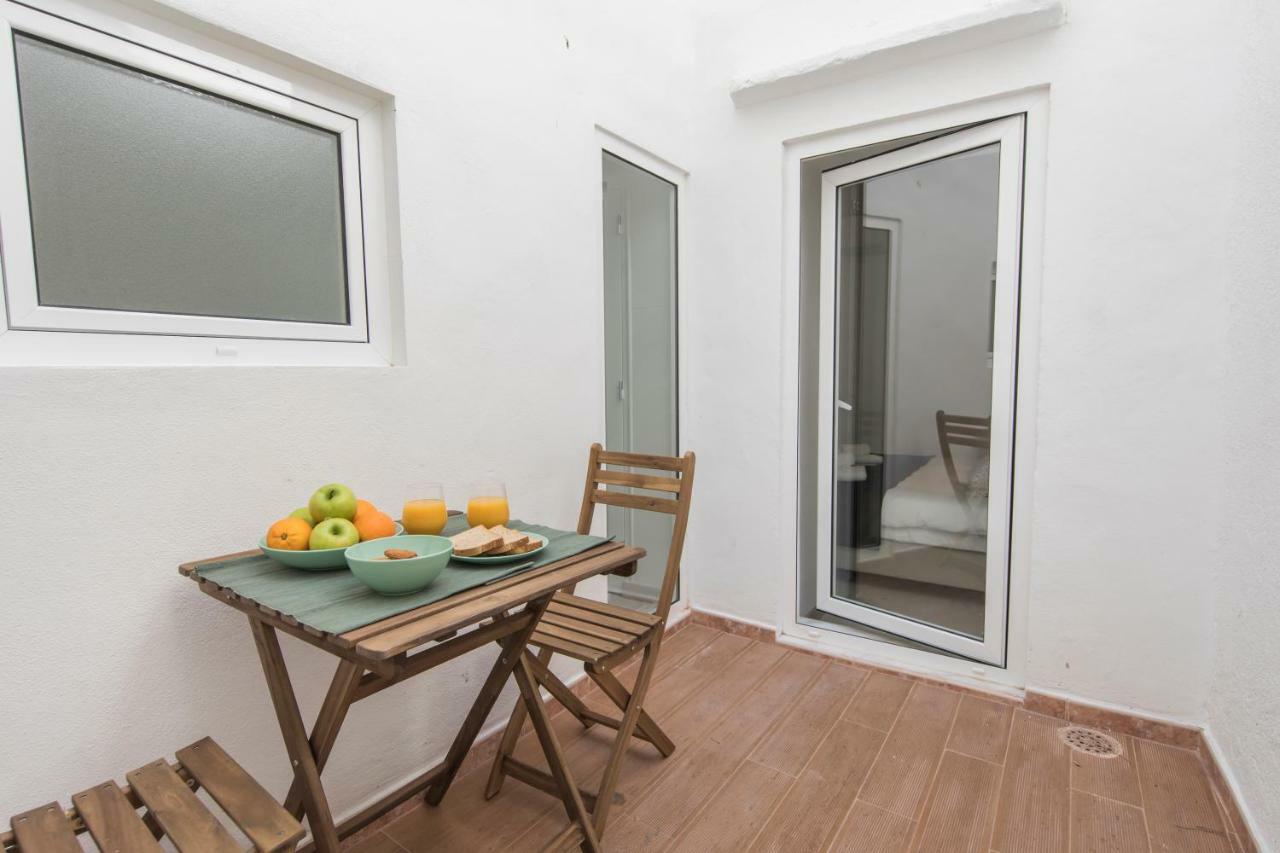 Principe Real: Elegant Flat With Terrace Apartamento